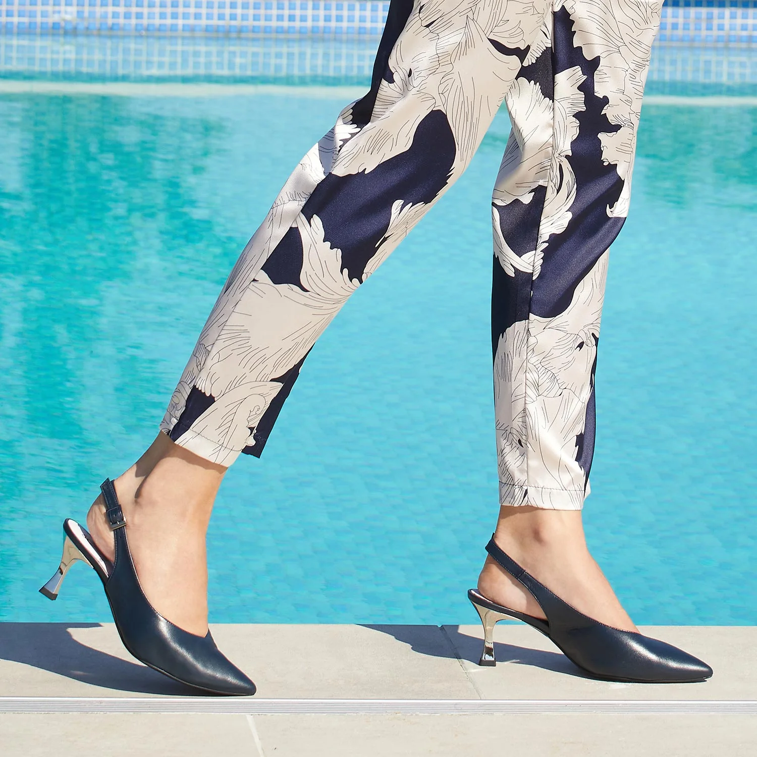 Audrey: Navy Leather - Image 3