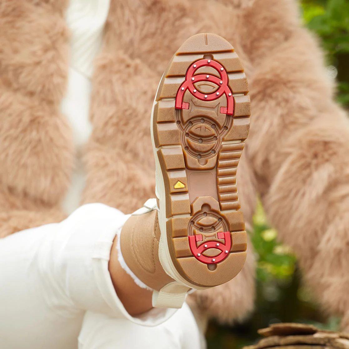 Blizzard: Cream & Camel Leather & Shearling - Image 7