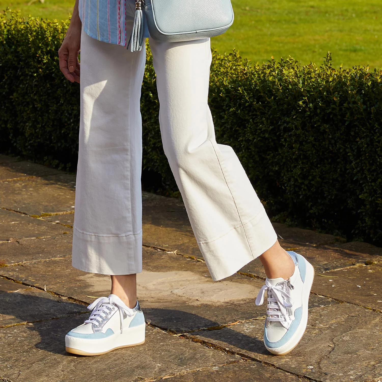 Dandy: White Leather & Pale Blue Suede - Image 4