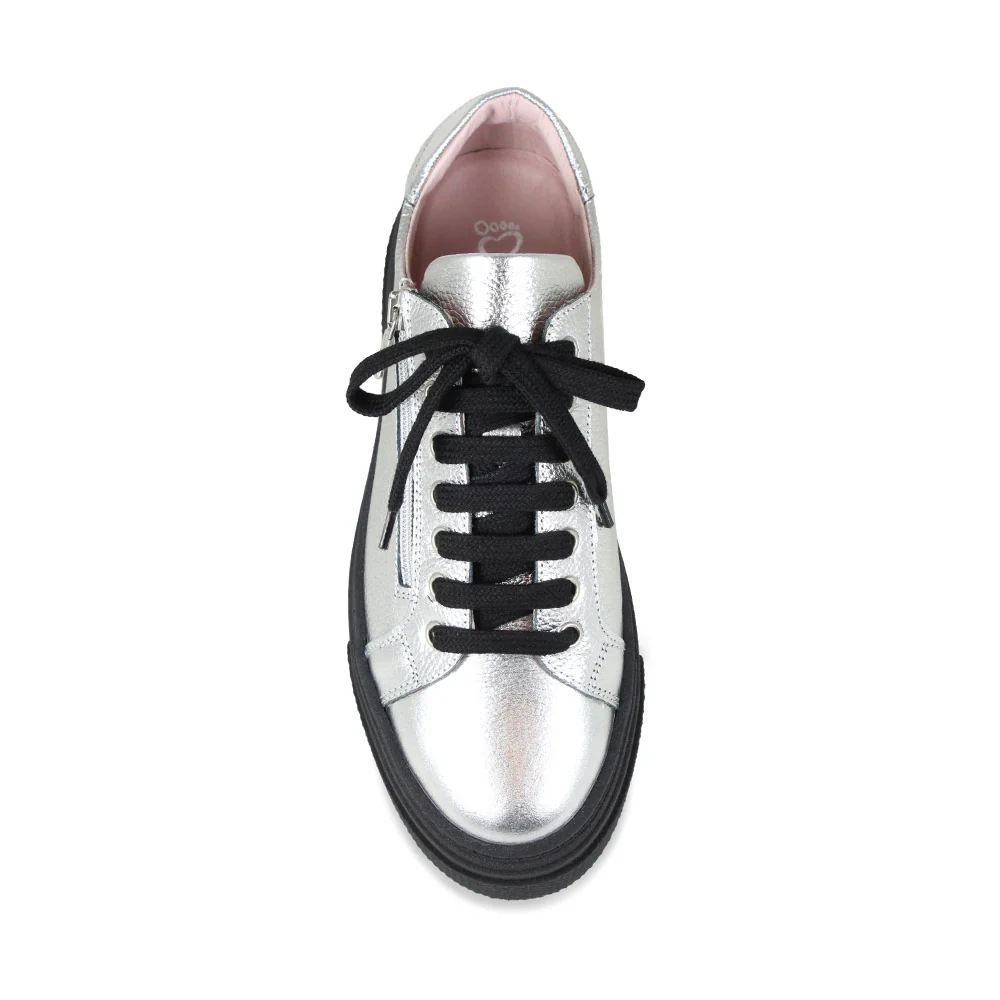 Diva: Silver Leather & Black - Image 3