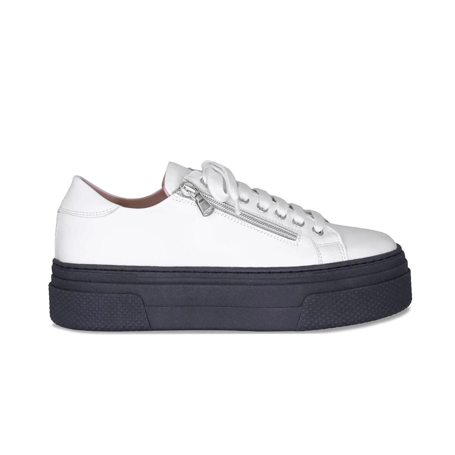 Diva: White Leather & Navy