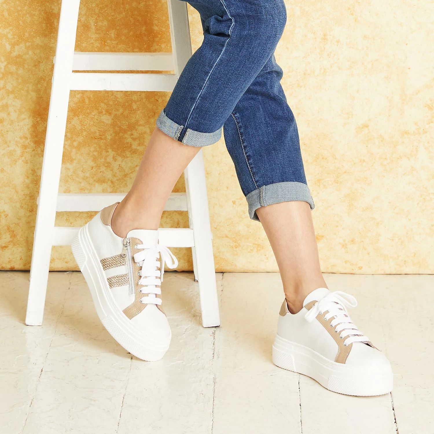 Diva: White Leather & Taupe Raffia - Image 4