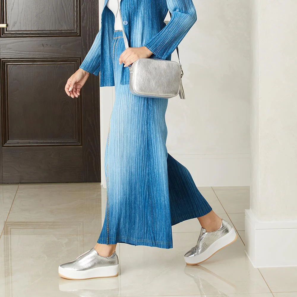 Drama: Silver Leather - Image 2