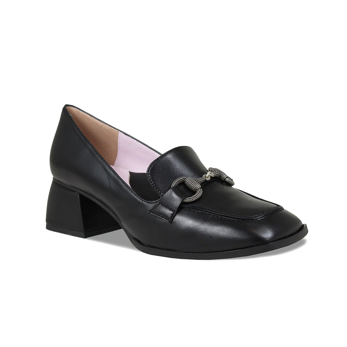 Giselle: Black Leather - Image 3