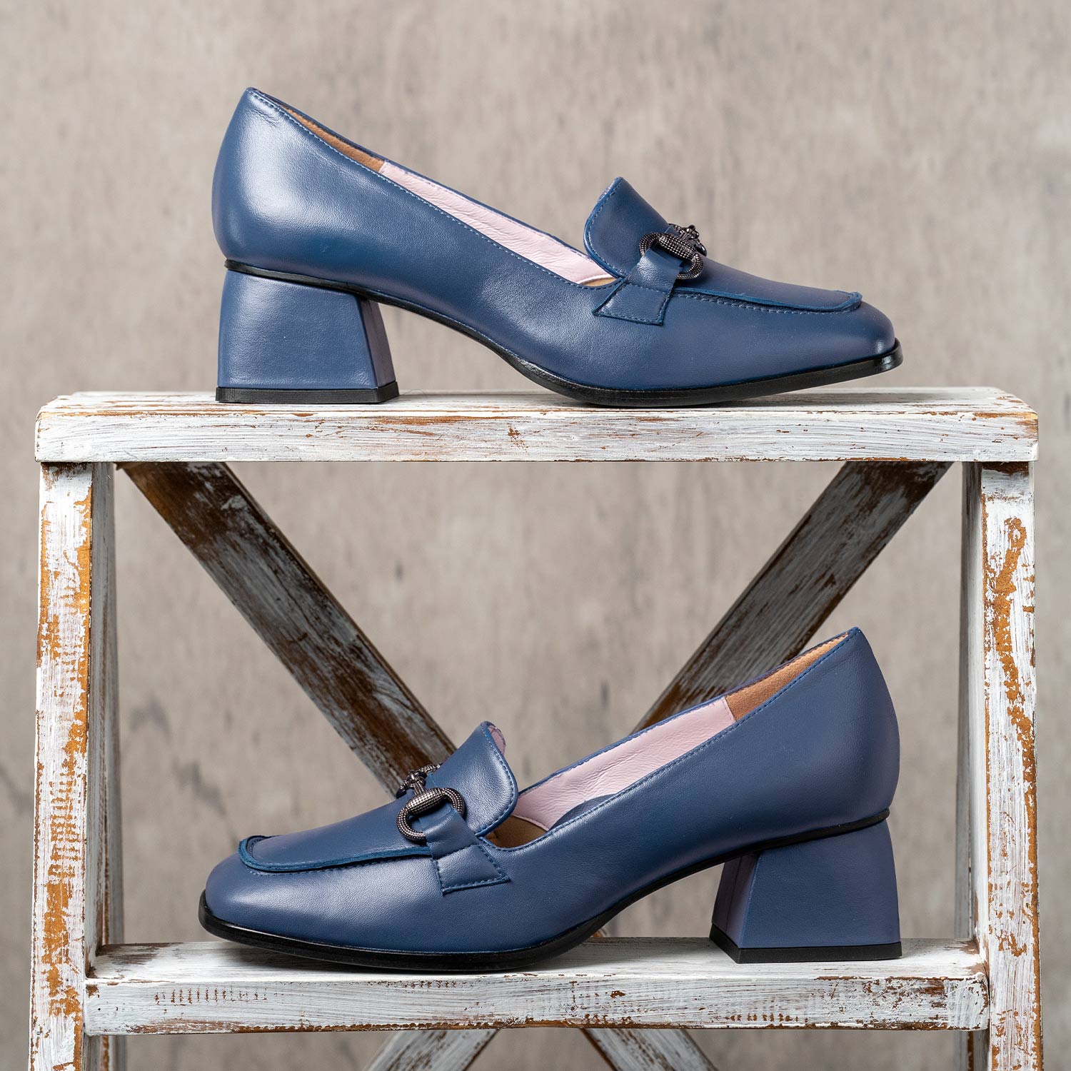 Giselle: Denim Leather - Image 2