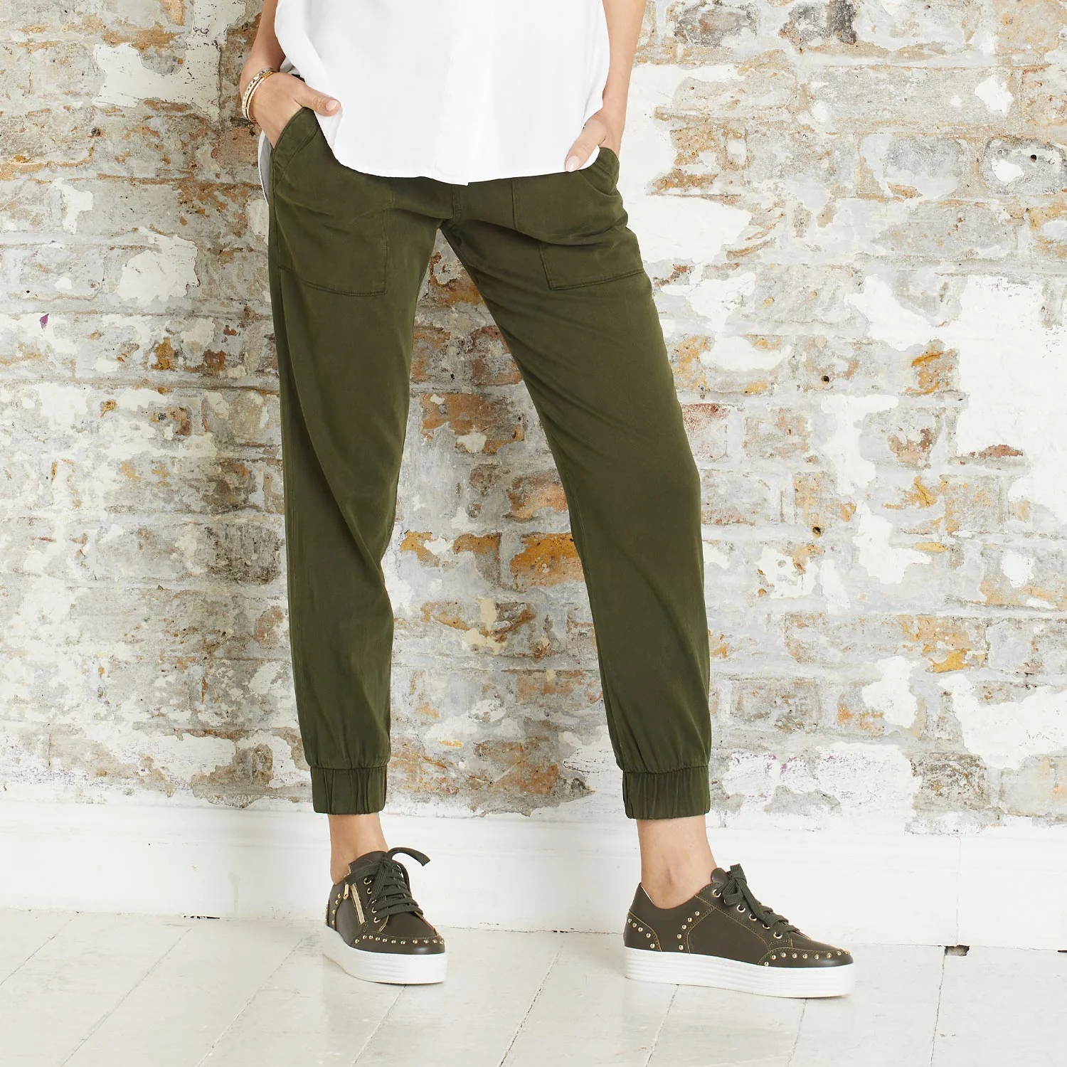 Haven: Khaki Leather - Image 2