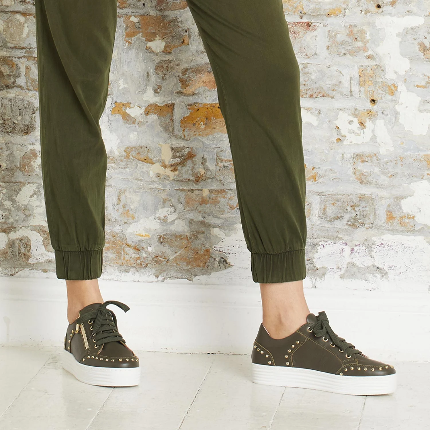 Haven: Khaki Leather - Image 4