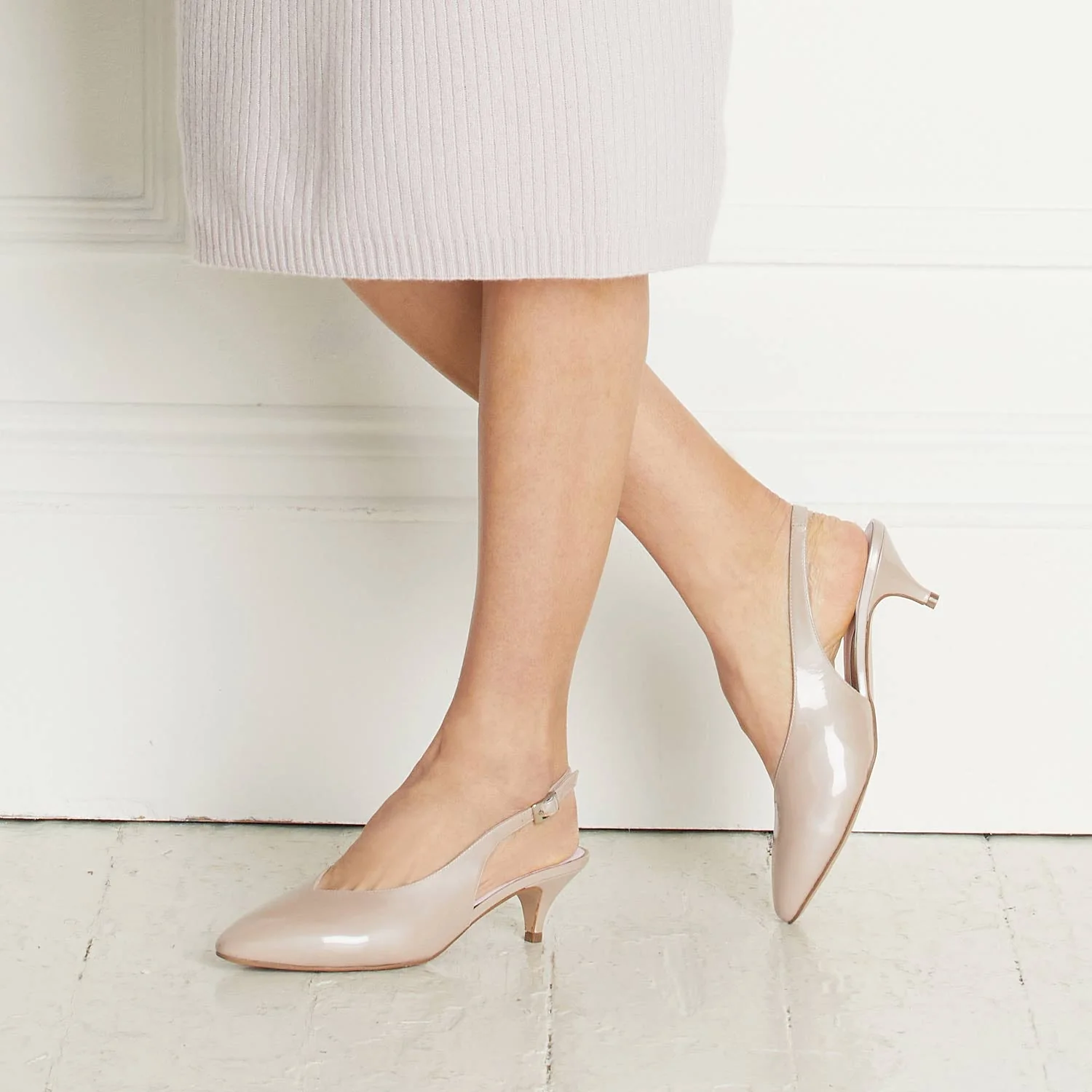 India: Pale Taupe Patent Leather - Image 3