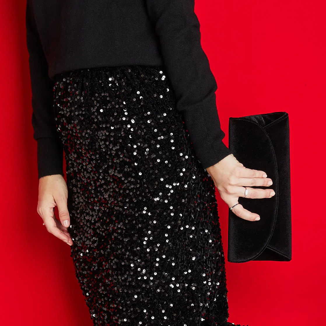 Jenna: Luxe Black Velvet - Image 2