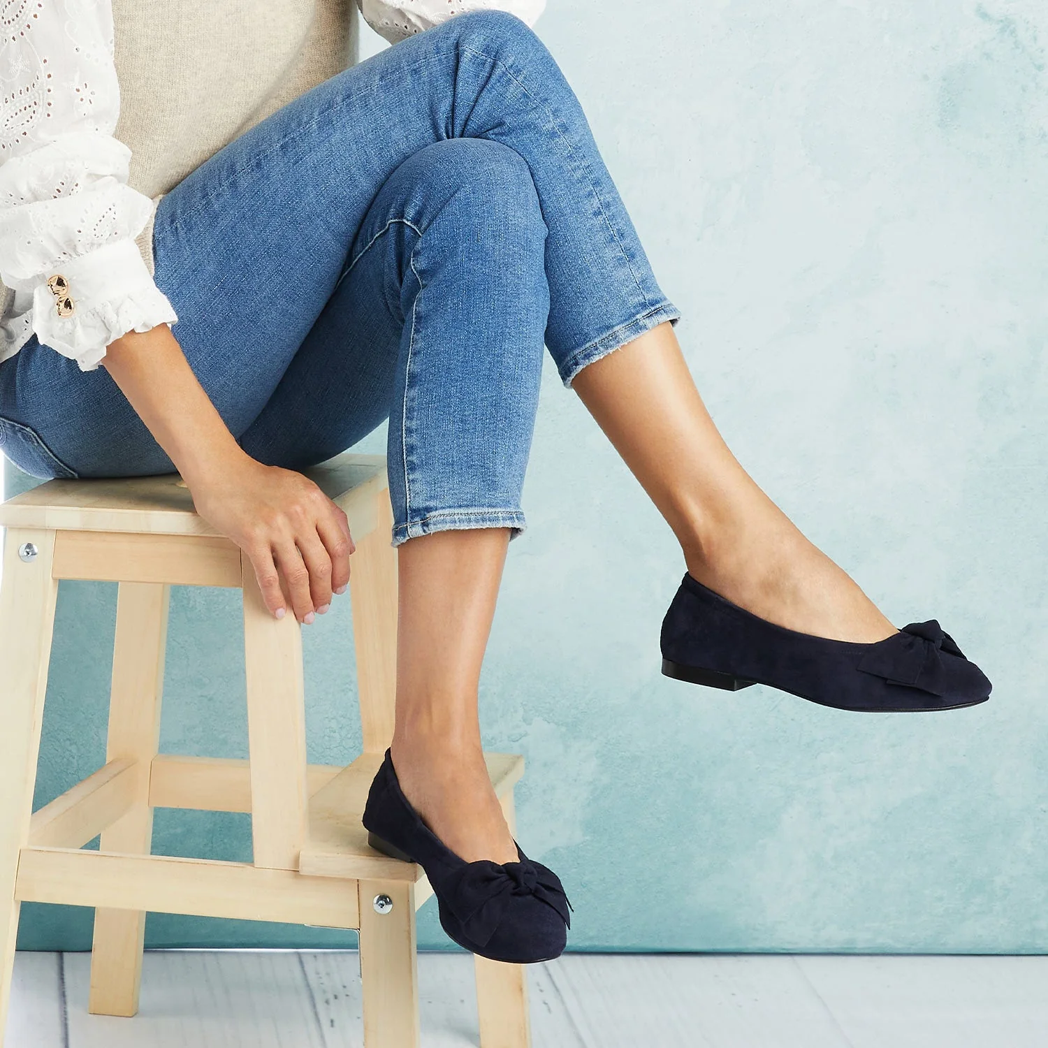 Lola: Navy Suede - Image 4