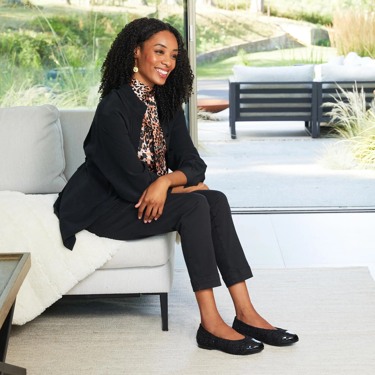 Luna: Black Tweed & Patent - Image 5