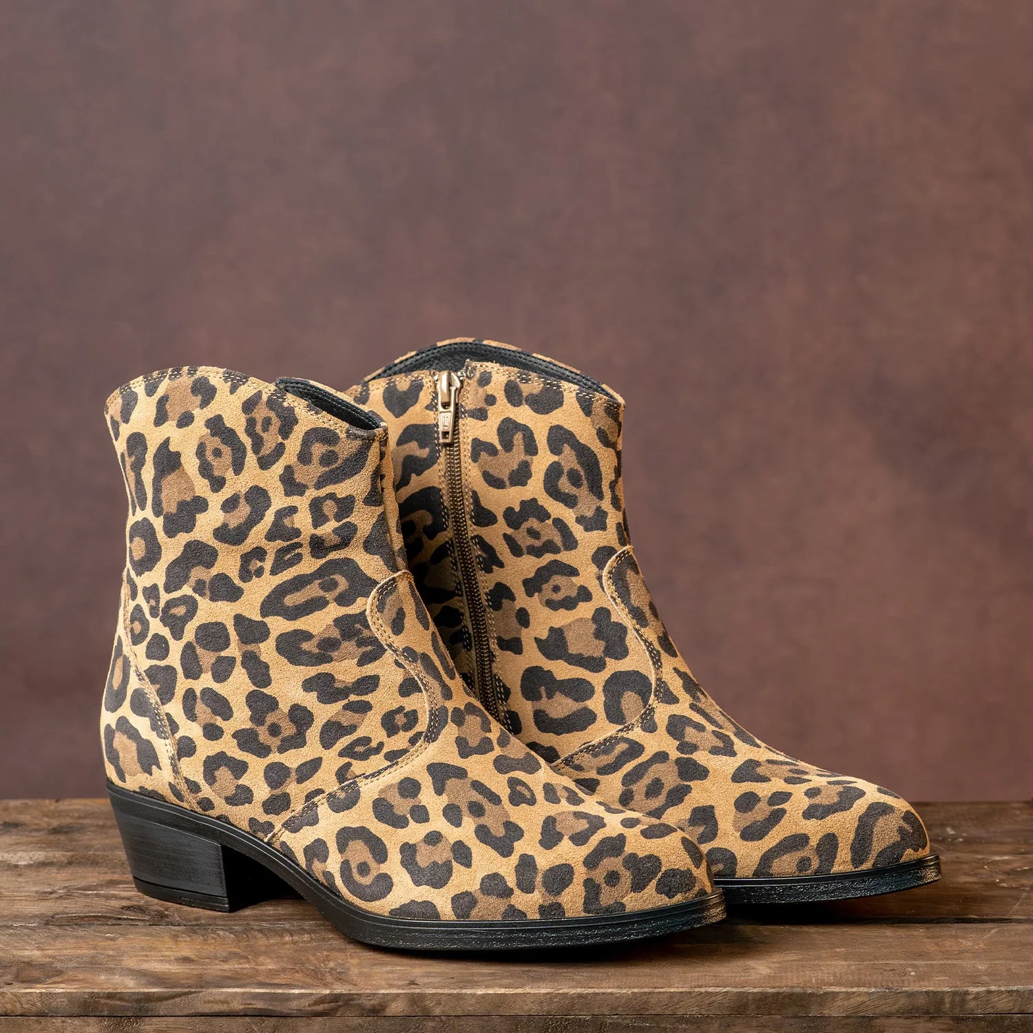 Montana: Luxe Leopard Suede - Image 3