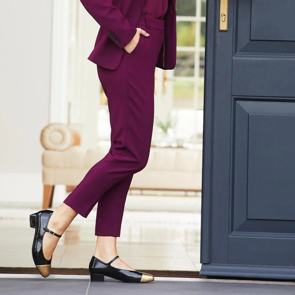 Nancy: Black & Gold Leather - Image 4