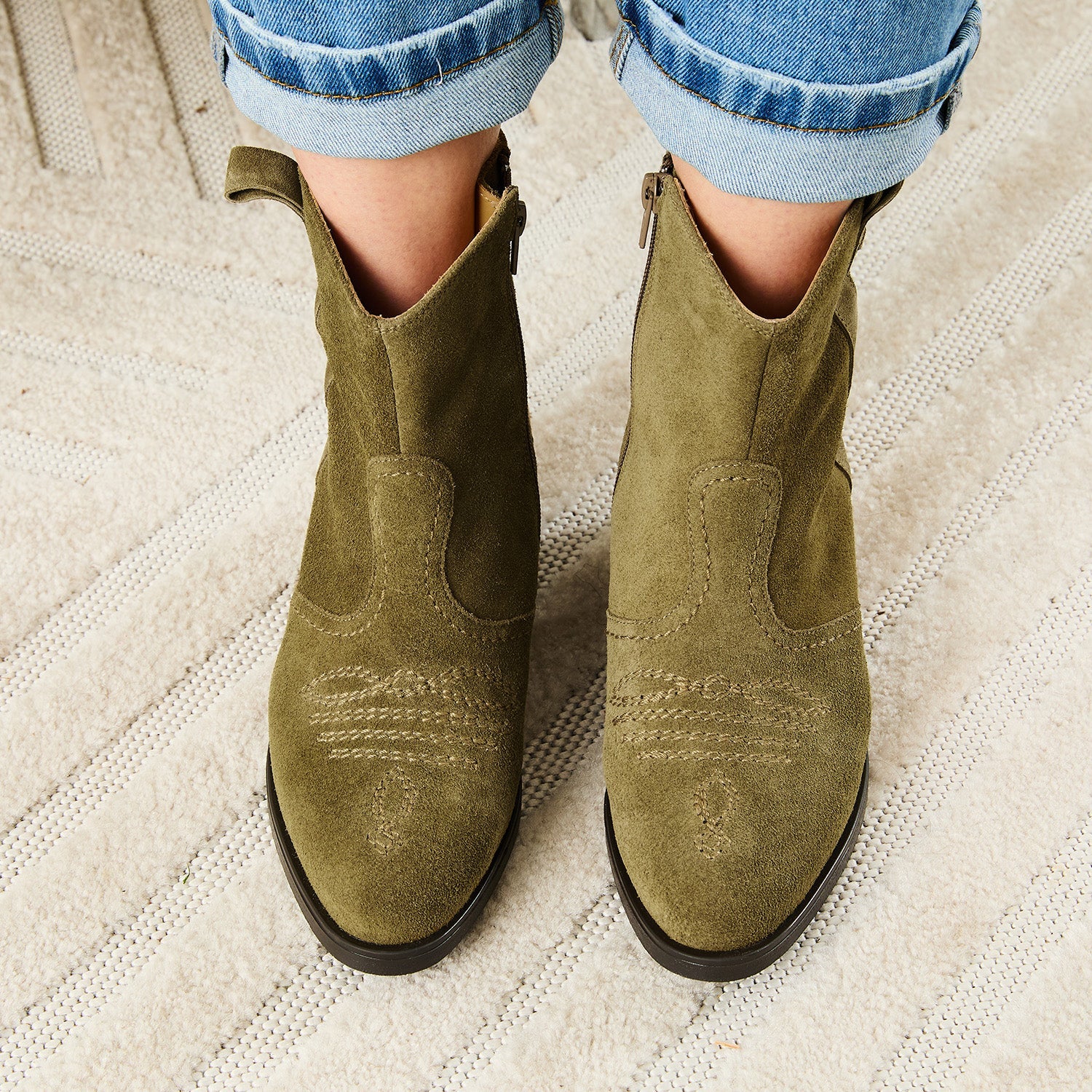Pioneer: Khaki Suede - Image 4