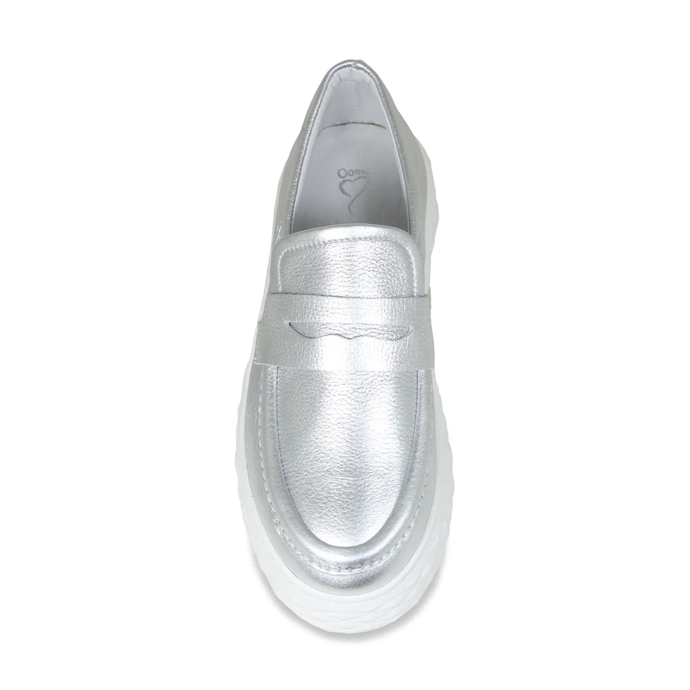 Prince: Silver Leather - Image 3