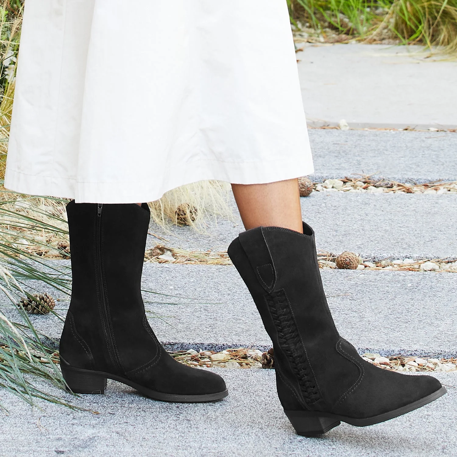 Sedona: Black Suede - Image 2