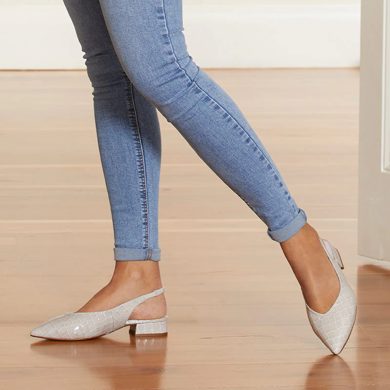 Sienna: Pale Grey Croc Patent Leather - Image 4