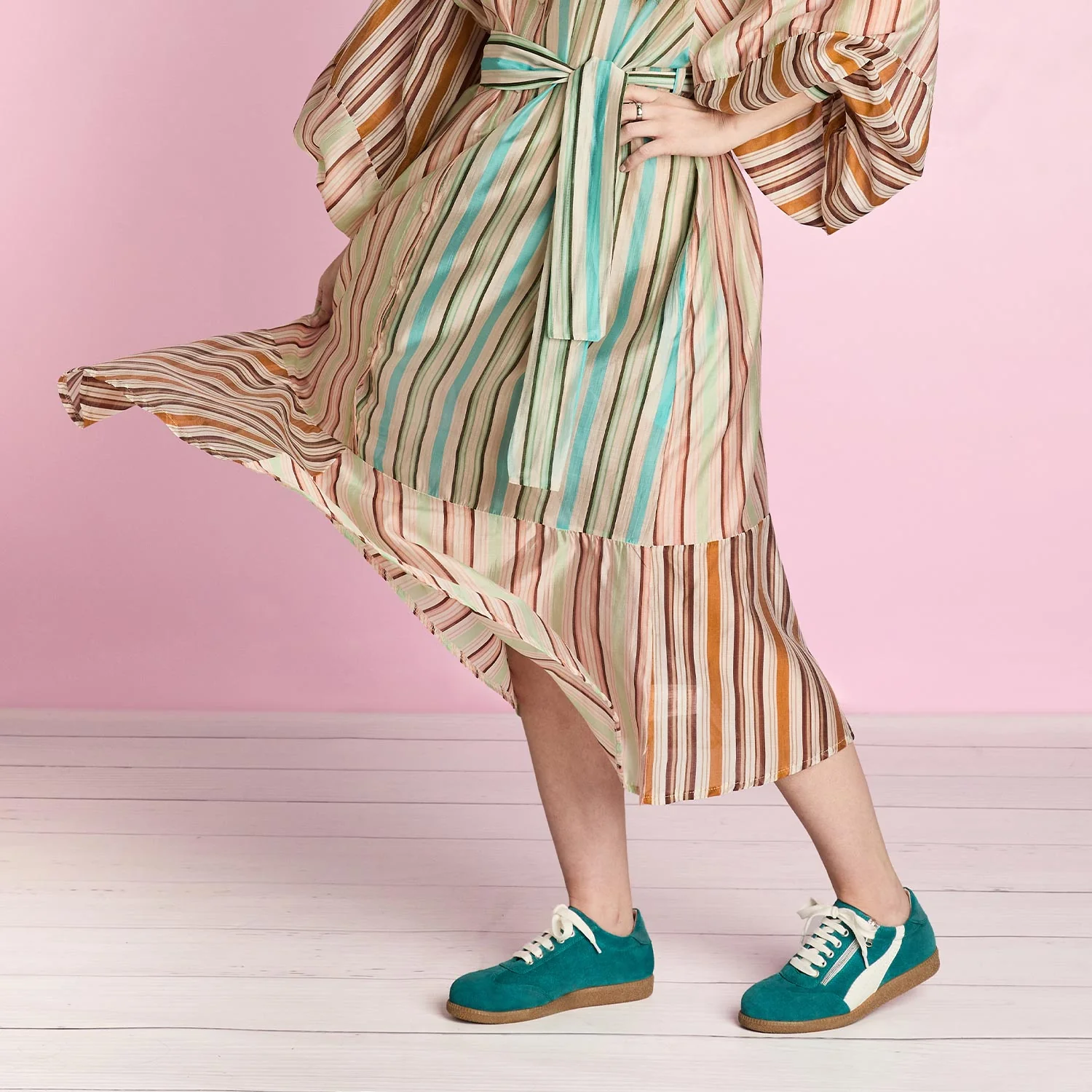 Swirl: Teal Suede - Image 2