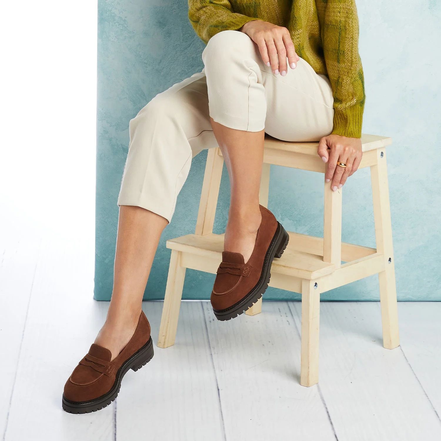 Talent: Tobacco Suede - Image 4