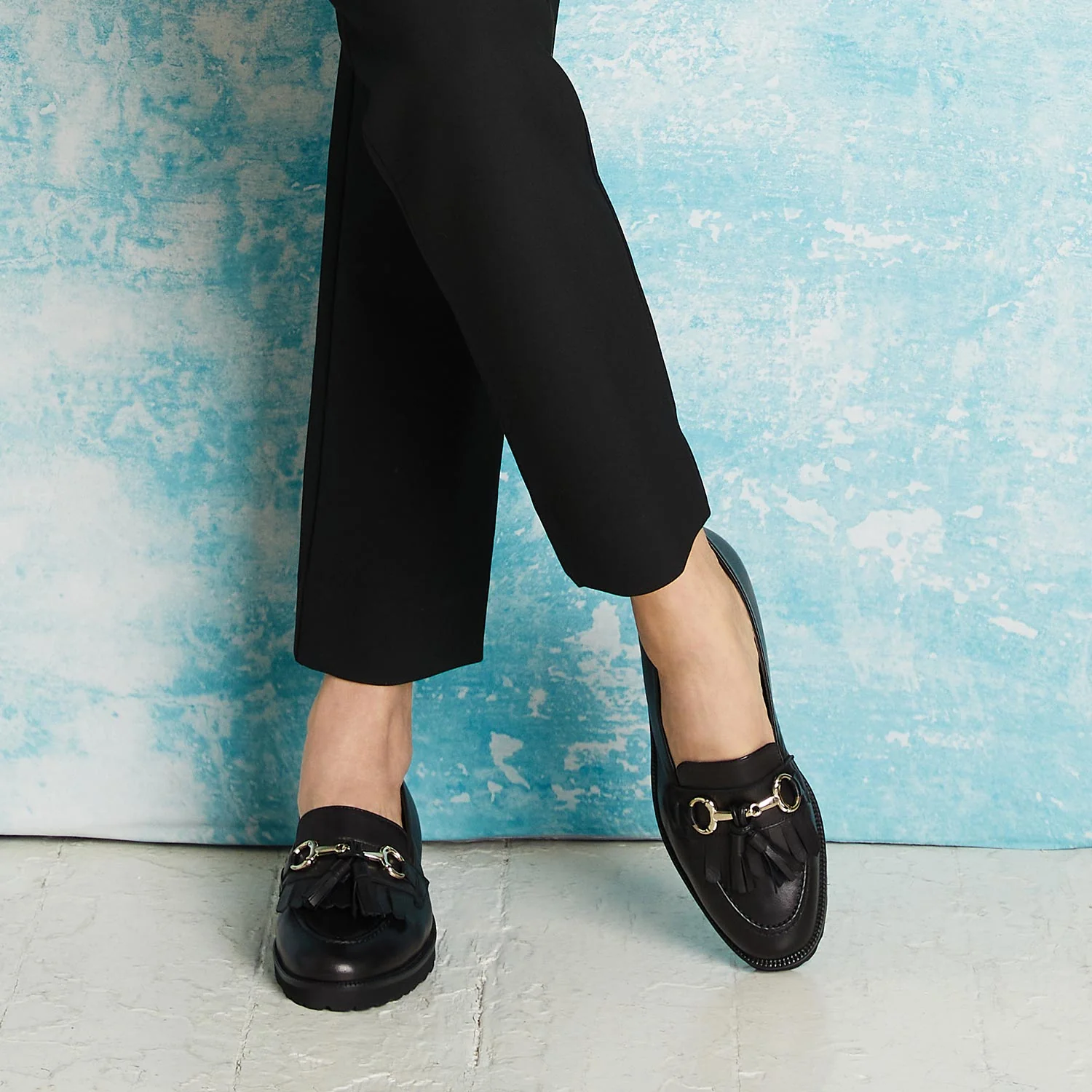 Tanner: Black Leather - Image 5