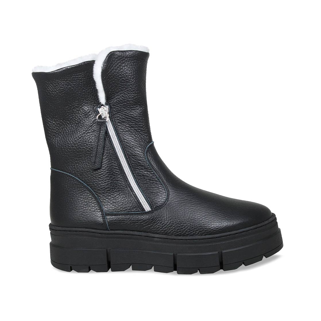 Wonder: Black Leather & Shearling - Image 4